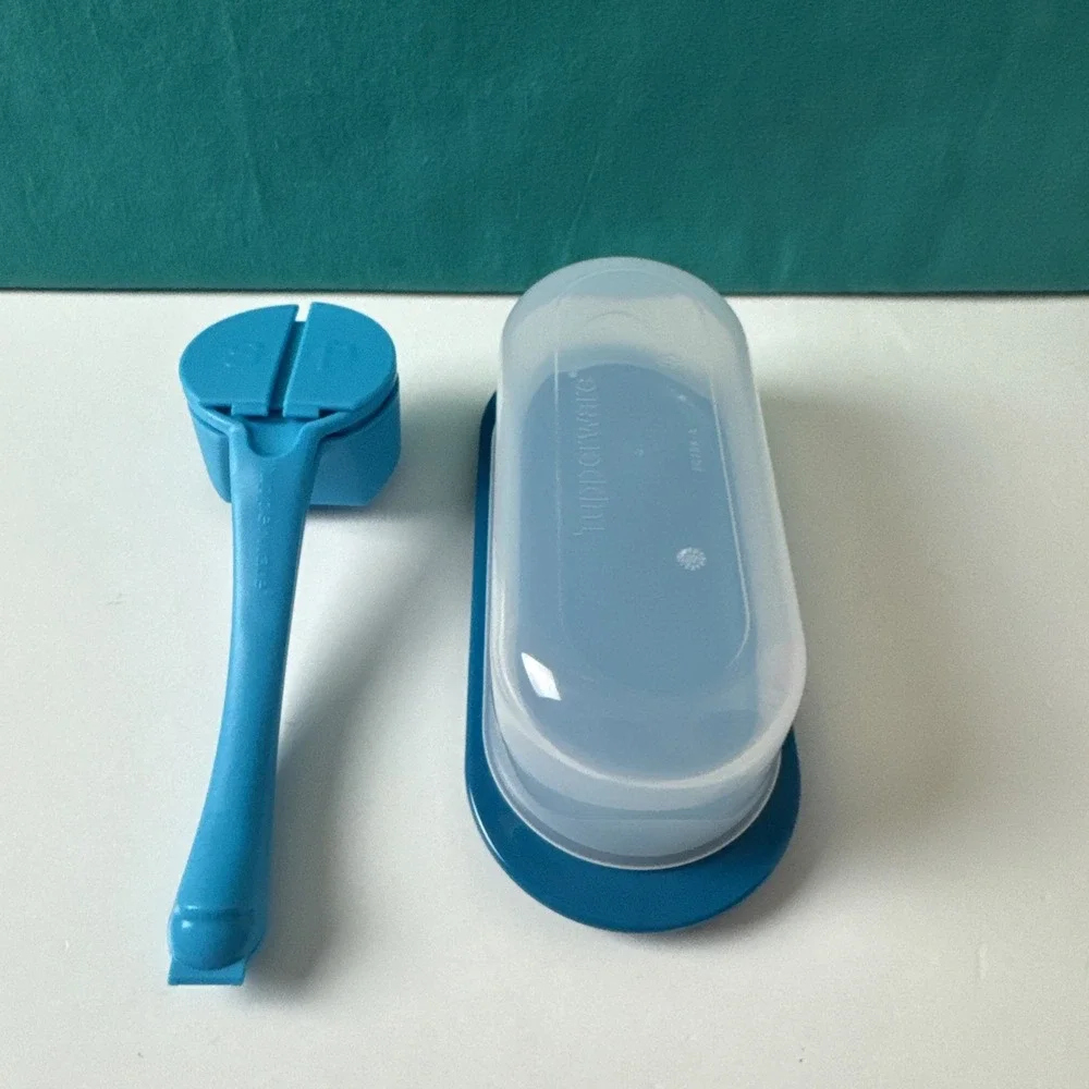 Tupperware Butter Up Hugger Gadget with Salt & Pepper Shaker And Butter Dish